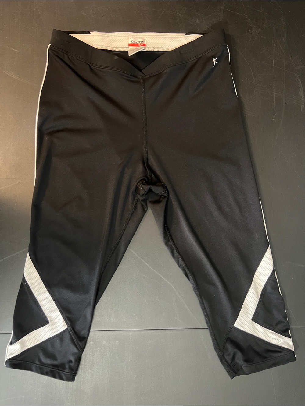 Danskin Black and White Athletic Capri Pants
